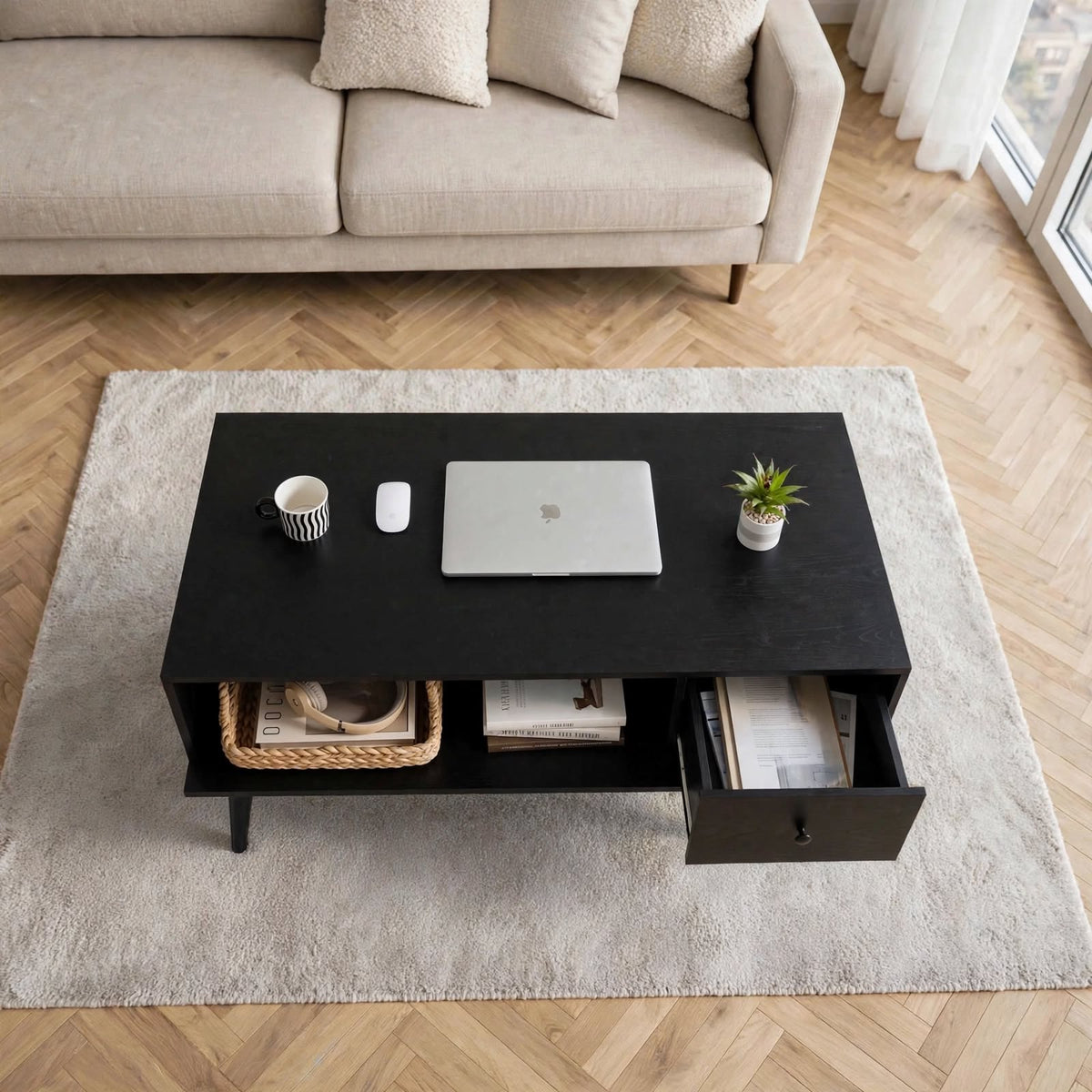 Table basse noire avec tiroir